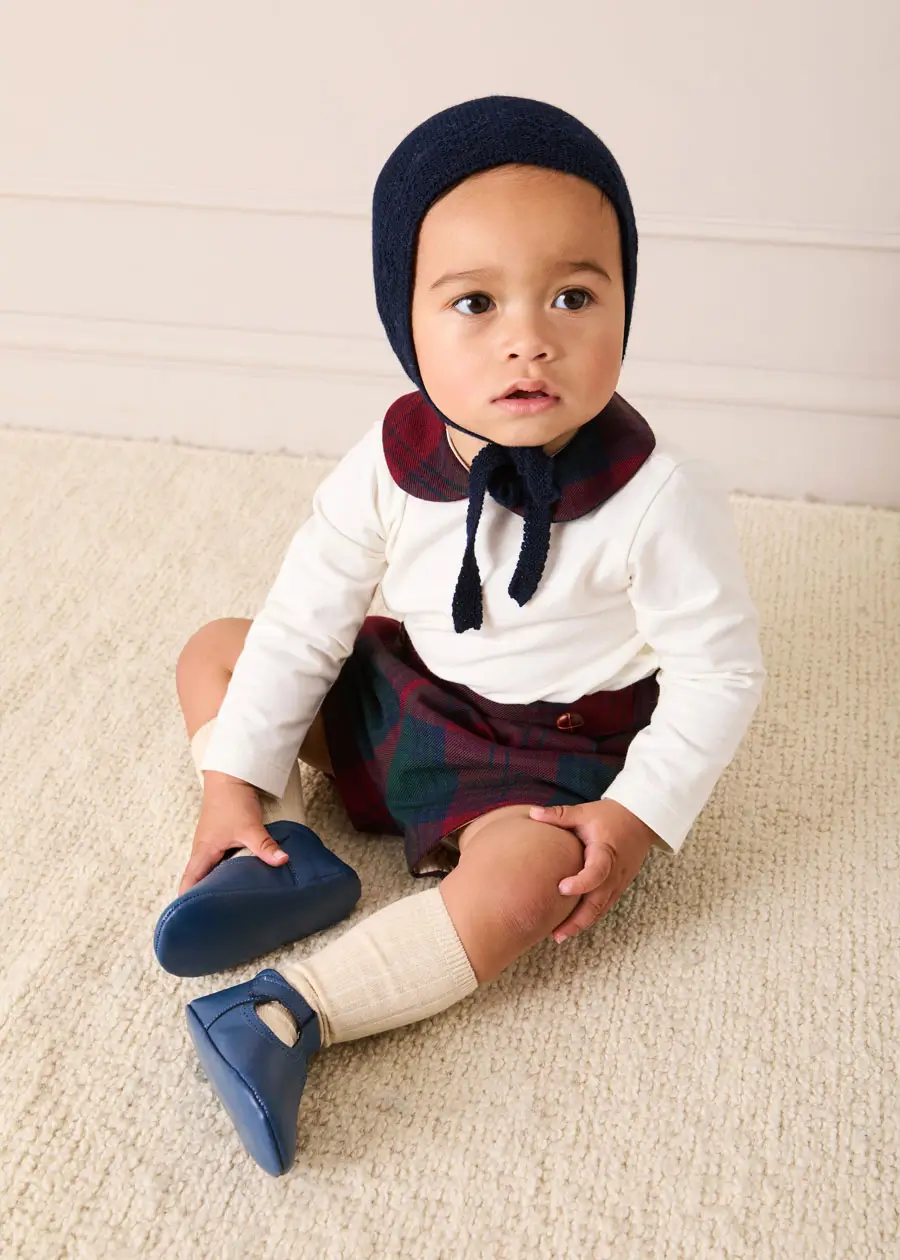 NEWBORN CLOTHES
